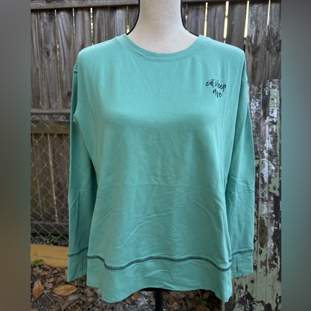 Studio Park x Kerstin Linquist Sweatshirt “Eat, sleep, move” Green Long Sleeve